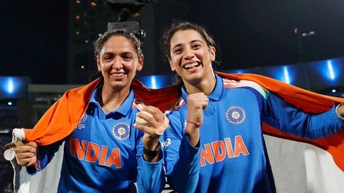 Smriti Mandhana with Harmanpreet Kaur