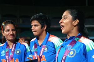 WATCH: Not Shafali Verma, 25-year-old star all-rounder, clinches Best Fielder of the Match medal in India’s ODI World Cup 2025 final win against South Africa SportsTak