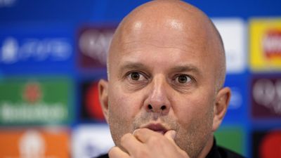 Arne Slot delivers crucial injury updates ahead of Liverpool’s clash with Chelsea Arne Slot delivers crucial injury updates ahead of Liverpool’s clash with Chelsea