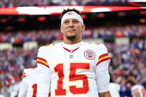 Bill Simmons fires shots at Patrick Mahomes after Chiefs stumble to 5-4 start SportsTak