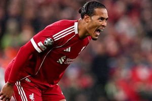 Liverpool skipper Virgil van Dijk responds to Wayne Rooney's criticism during live TV exchange SportsTak