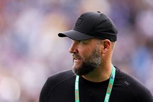 Ben Roethlisberger questions Steelers' Roster moves while comparing Eras with Aaron Rodgers SportsTak