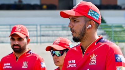 RCB appoint 36-year-old former spinner as new head coach, been part of coaching staff for last 6 years Malolan Rangarajan