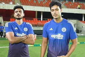 WATCH: Axar Patel shares game-changing insight from dressing room during 4th T20I against Australia SportsTak