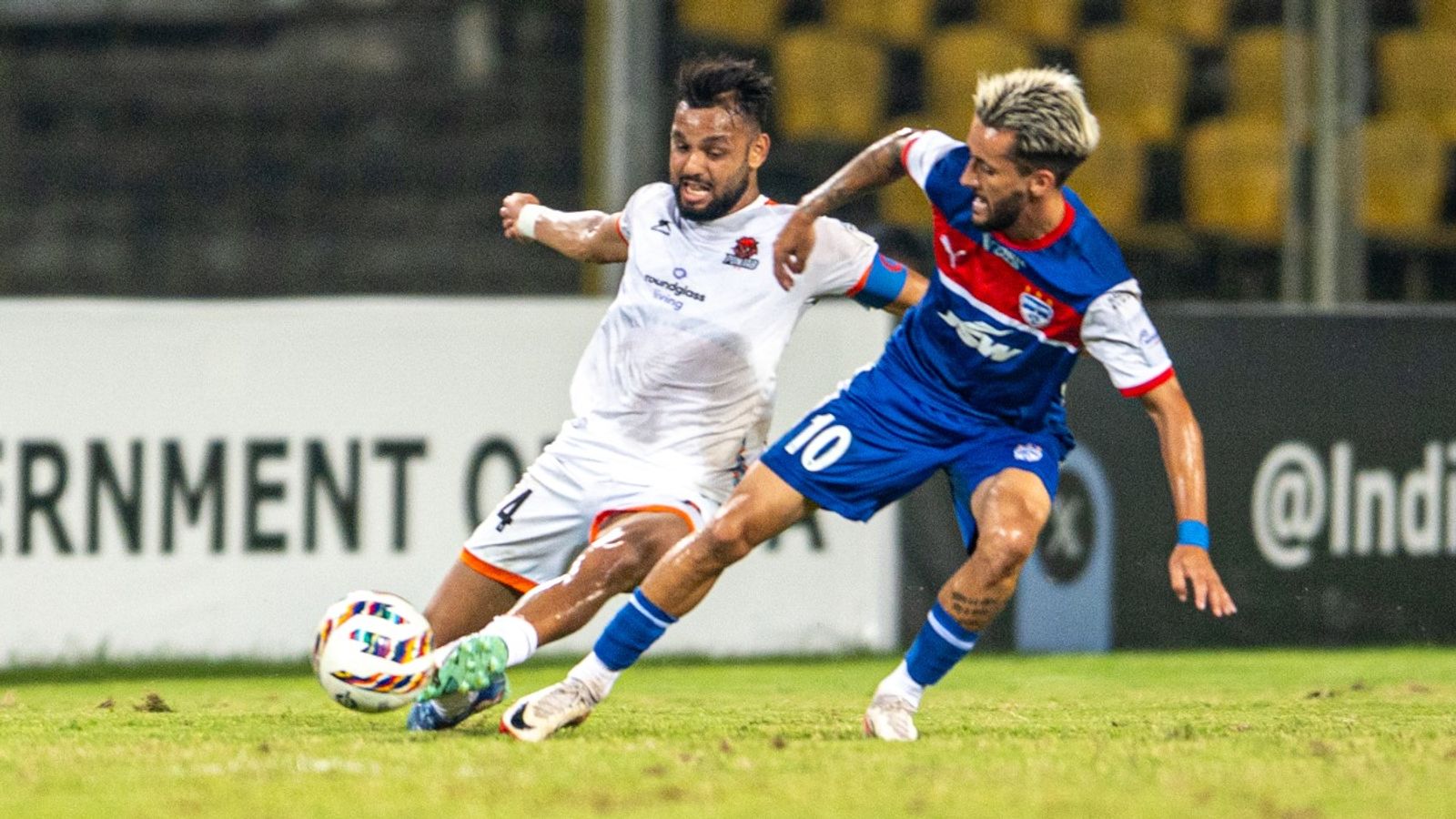 Punjab FC’s thrilling victory over Bengaluru FC makes first-ever fan meet in Delhi a night to remember Punjab FC’s thrilling victory over Bengaluru FC makes first-ever fan meet in Delhi a night to remember
