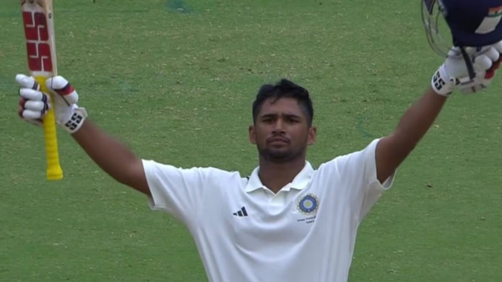 Musheer Khan fights through grief to score emotional century for Mumbai in Ranji Trophy, dedicates innings to late uncle Musheer Khan fights through grief to score emotional century for Mumbai in Ranji Trophy, dedicates innings to late uncle