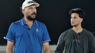 'Ye mar jayega, pit jayega...': Yuvraj Singh reveals Abhishek Sharma's biggest secret after India's 2-1 win against Australia in T20I series, Watch VIDEO Yuvraj Singh and Abhishek Sharma