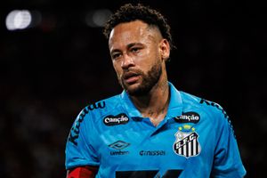 WATCH: Neymar left frustrated after teammates overlook his on-field instructions SportsTak