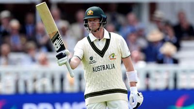 'Would be surprised if it wasn't the plan...': Australia great feels England will use 'bodyline' tactic against Steve Smith in The Ashes SportsTak