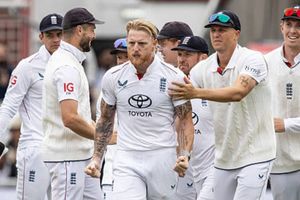 'There are 24 million people down here, not 11...': England legend slams Ben Stokes & Co's preparations for The Ashes SportsTak