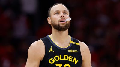 Is Stephen Curry playing in Warriors vs Thunder NBA 2025-26 game? Stephen Curry injury update