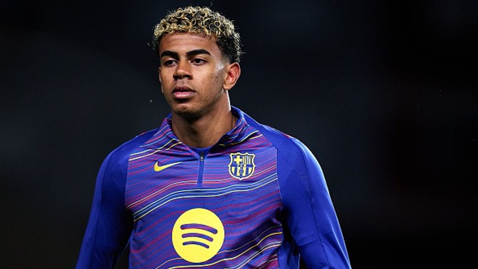 Spain boss Luis de la Fuente SHOCKED by Lamine Yamal's surprise surgery and Spain withdrawal Lamine Yamal in the frame.