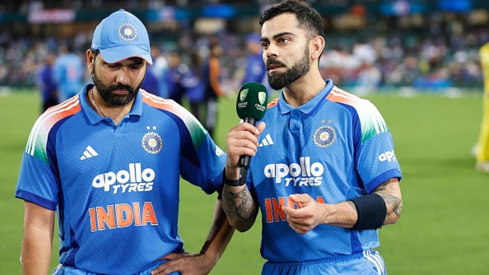 BCCI tells Virat Kohli, Rohit Sharma to play Vijay Hazare Trophy to continue playing for India: Report Former India captains Virat Kohli (R) and Rohit Sharma in frame