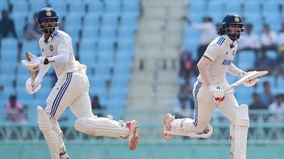 Big News: Star player released from India's squad for Test series against South Africa, know why India's KL Rahul (R) and Nitish Kumar Reddy in this frame