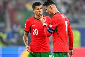 Cristiano Ronaldo's Portugal teammate DISAGREES with him on Saudi Pro League's ranking claim, says 'I can’t say...' SportsTak