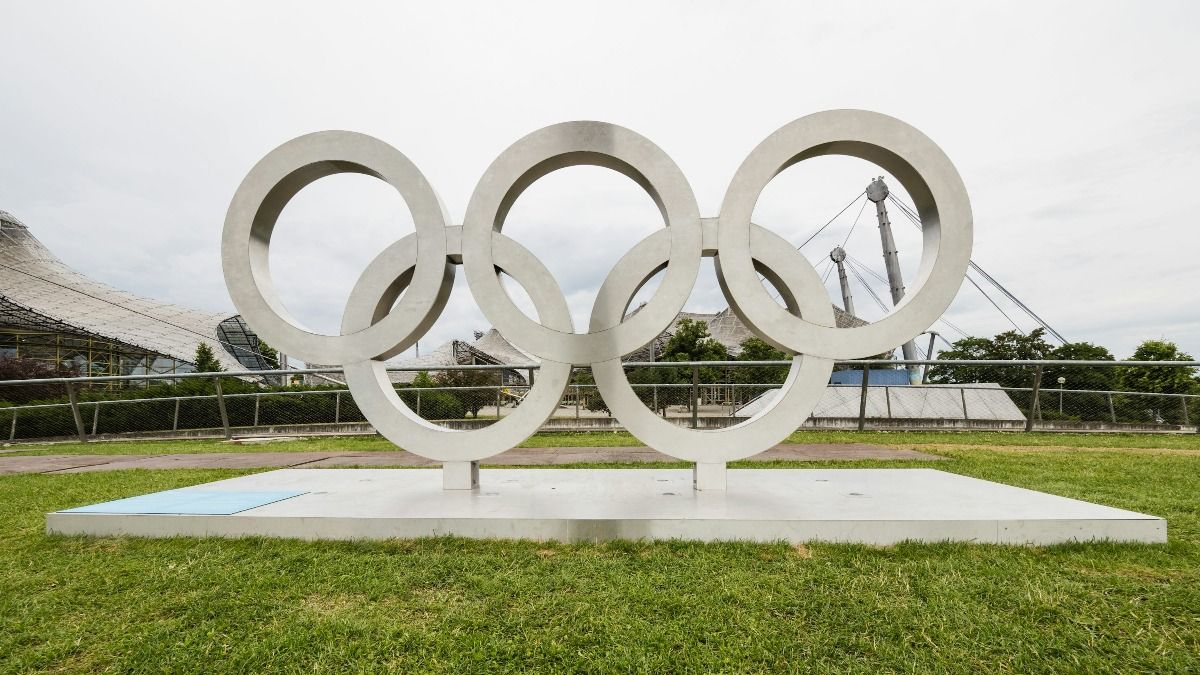 Olympic rings in this frame