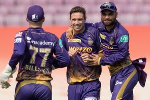 Big news: 2-time IPL winner joins Kolkata Knight Riders as new bowling coach SportsTak