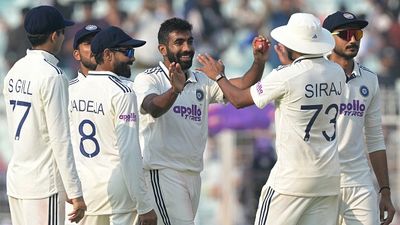 IND vs SA: India take opening-day honours, placed at 37/1 after Bumrah's wizardry floors South Africa for 159 in 1st Test India's Jasprit Bumrah (C) celebrates with his teammates in this frame