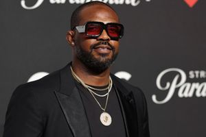 UFC legend slams Jon Jones & others for lobbying to fight on White House card SportsTak