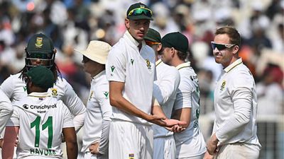 IND vs SA: India take slender 30-run lead as Harmer and Jansen dominate for South Africa on Day 2 SportsTak