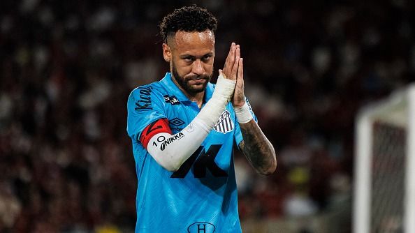 Former Real Madrid defender 'upset' by Brazil fans' treatment of Neymar Jr