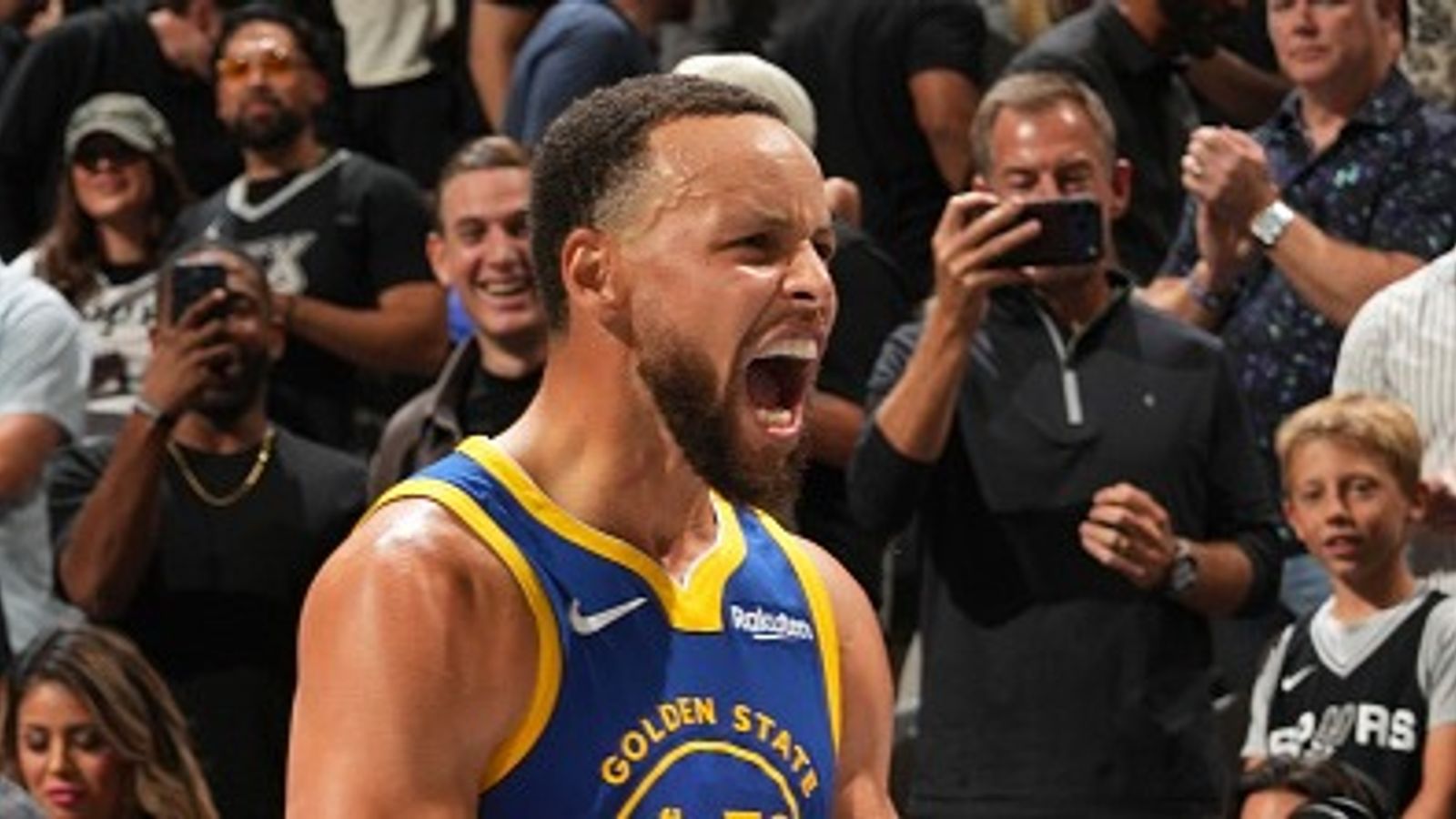 Steph Curry creates HISTORY with unreal performance vs Spurs, becomes second player after Michael Jordan to... Steph Curry creates HISTORY with unreal performance vs Spurs, becomes second player after Michael Jordan to...