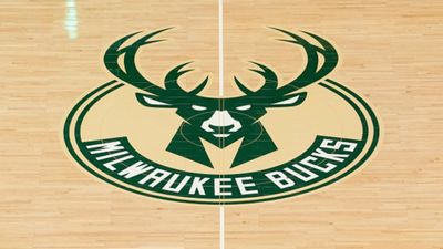 Milwaukee Bucks star speaks out after shock arrest in Texas: "Cares deeply about his..." Milwaukee Bucks star speaks out after shock arrest in Texas: "Cares deeply about his..."