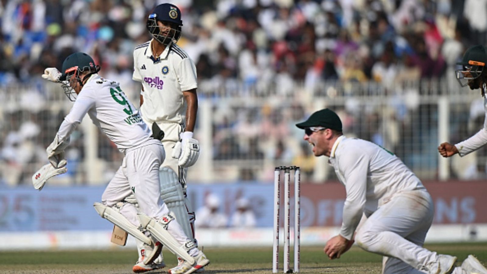 Gill-less India choked by South Africa, fail to chase down 124 on testing Eden Gardens track Gill-less India choked by South Africa, fail to chase down 124 on testing Eden Gardens track