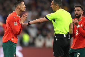 Bruno Fernandes breaks silence on Cristiano Ronaldo getting red card vs Ireland, says 'he made a mistake...' SportsTak