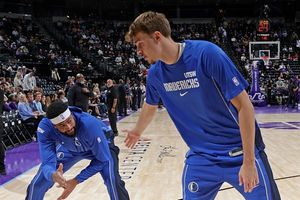 Dallas Mavericks injury update: Latest update on Anthony Davis, Cooper Flagg ahead of game vs Blazers SportsTak