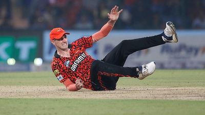 Sunrisers Hyderabad confirm 32-year-old star as captain for IPL 2026 after Pat Cummins ruled out of Ashes opener Sunrisers Hyderabad captain Pat Cummins in this frame