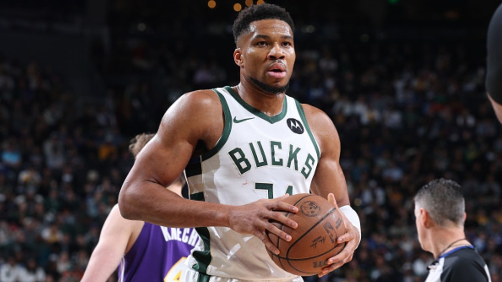 Milwaukee Bucks Injury Report: Know playing status of Giannis Antetokounmpo & others Milwaukee Bucks Injury Report: Know playing status of Giannis Antetokounmpo & others