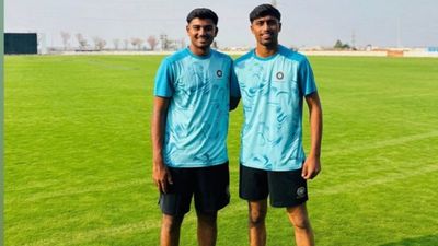 'Kind of bowler who strikes fear in hearts of batsmen through pace': Young Baroda pacer's coach Ashutosh Mahida, Henil Patel