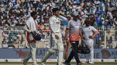 'Gill has become captain recently...': Bhuvneshwar Kumar's blunt take on speculations around Shubman's workload challenge after neck injury during Kolkata Test Indian captain Shubman Gill leaves the ground with an injury on day 2 of the India vs South Africa test match at Eden Gardens cricket ground in Kolkata, India, on November 15, 2025