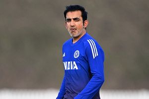 'They criticised Rahul Dravid, it didn't make sense...': Robin Uthappa's raw take on Gautam Gambhir's criticism after India's batting collapse in Kolkata Test SportsTak