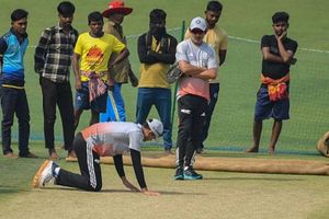 'Maybe he is having a go at the players...': South Africa great reacts to Gautam Gambhir's comments on Eden Gardens pitch SportsTak