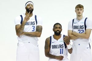 Dallas Mavericks injury report: HUGE update on Anthony Davis and Cooper Flagg's status ahead of game vs Knicks SportsTak