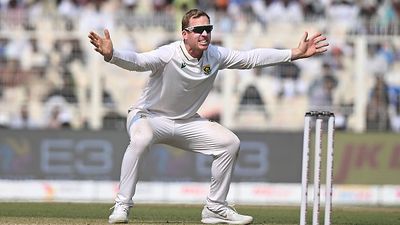 SA coach ends speculations on Simon Harmer's participation in 2nd Test vs India, says 'If ball starts turning as early as it did in Kolkata...' South Africa's Simon Harmer in this frame