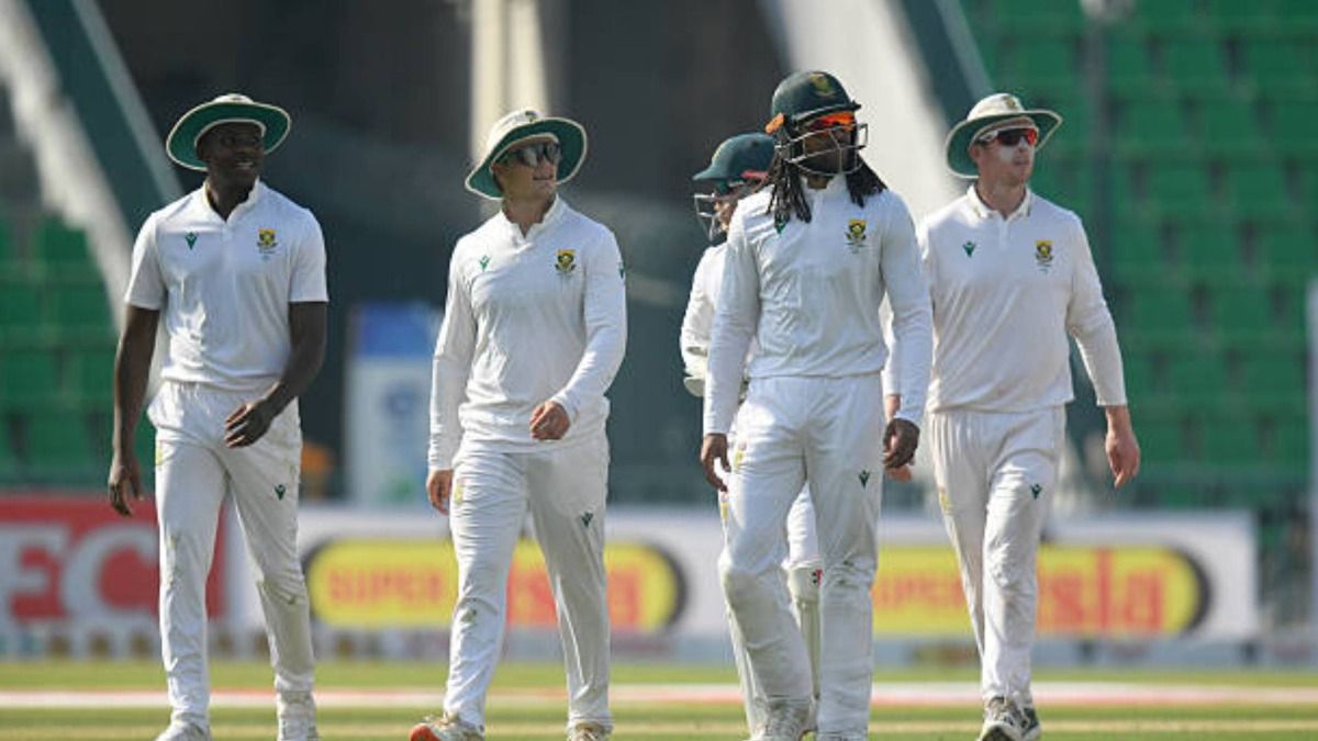 Kagiso Rabada (L), Ryan Rickelton, Tony de Zorzi and Simon Harmer (R) pictured during day three of the First Test in the series between Pakistan and South Africa at Gaddafi Stadium Kagiso Rabada (L), Ryan Rickelton, Tony de Zorzi and Simon Harmer (R) pictured during day three of the First Test in the series between Pakistan and South Africa at Gaddafi Stadium