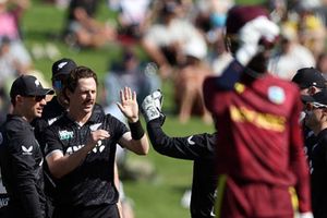 NZ vs WI: Matt Henry and Mark Chapman star as New Zealand complete series whitewash with 4-wicket win in 3rd ODI SportsTak
