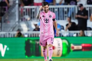 Lionel Messi's Inter Miami teammate issues bold statement before MLS Playoff clash vs Cincinnati, says 'Playing against us is the...' SportsTak