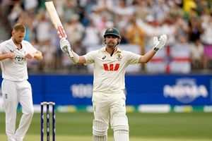 Travis Head’s explosive 123 and Mitchell Starc’s ten-wicket haul lead Australia to eight-wicket win in Ashes opener over England SportsTak