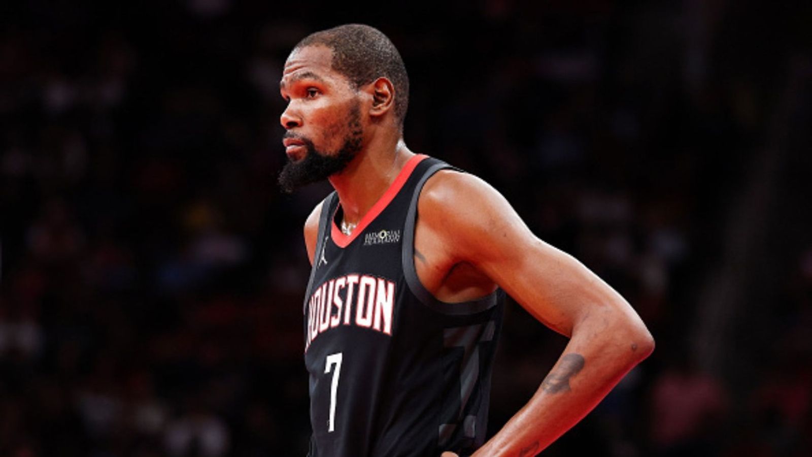 Why is Kevin Durant not playing against former teams Suns & Warriors? NBA insider reveals Kevin Durant in the frame (Images via Getty)
