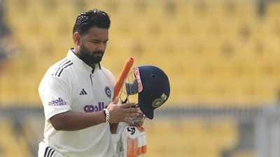 'Not going to win the game in an over...': South Africa great blasts Rishabh Pant for 'brainfade' shot in Guwahati Test Rishabh Pant walks back to the pavilion after his dismissal during the third day of the second Test cricket match between India and South Africa at the Barsapara Cricket Stadium