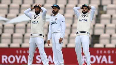 'Virat Kohli is retired, Rohit Sharma, Cheteshwar Pujara, then....': Anil Kumble's huge take on India's Test downfall after batting collapse in Guwahati Cheteshwar Pujara, Rohit Sharma and Virat Kohli of India react during Day 3 of the ICC World Test Championship Final between India and New Zealand