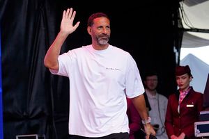 Rio Ferdinand names Arsenal player who is allowed to 'allowed to have a day off', his name is... SportsTak