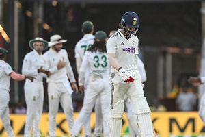 IND vs SA 2nd Test: India left with Everest to climb after Stubbs frustrates on South Africa’s dominant Day 4 in Guwahati SportsTak