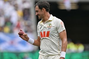 Mitchell Starc declares this Indian superstar as no.1 batter he has played against, says 'The way he dominates the game...' SportsTak
