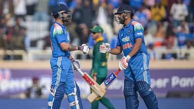 IND vs SA: Virat Kohli-Rohit Sharma bust Sachin Tendulkar-Rahul Dravid's towering record in 1st ODI against South Africa India's Virat Kohli (L) and Rohit Sharma in this frame