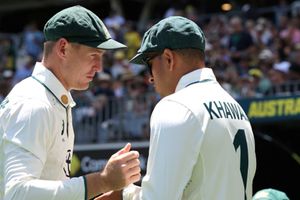 'I don't think he needs advice. He's 38...': Marnus Labuschagne comes in Usman Khawaja's defense after Travis Head's Perth mayhem SportsTak
